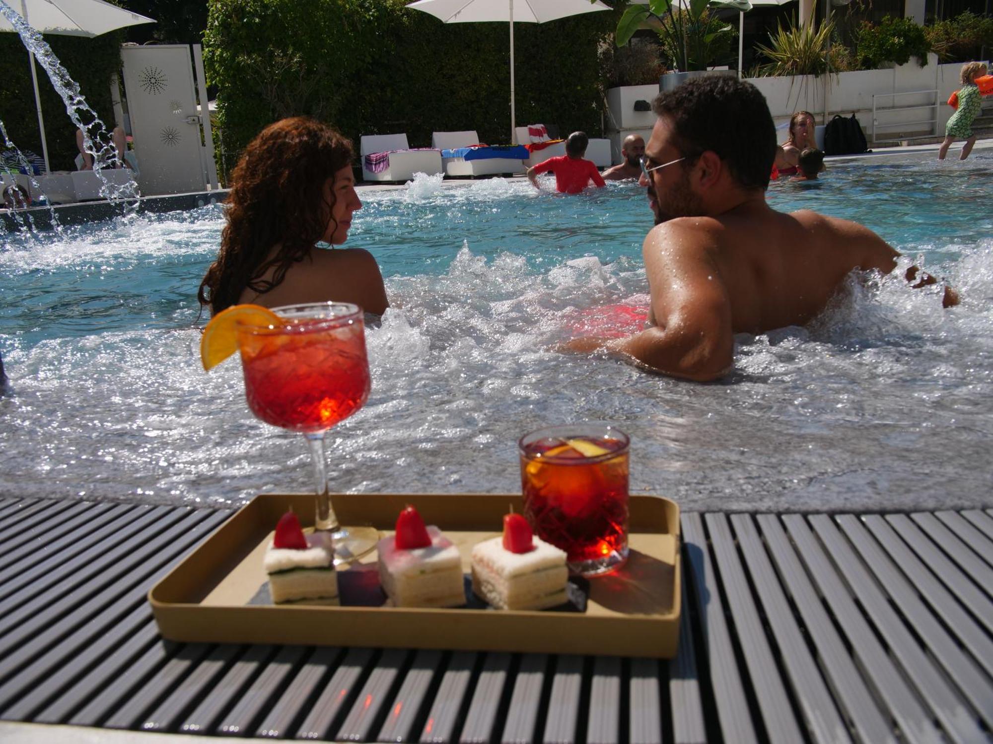 Oxygen Lifestyle Hotel Viserbella di Rimini Buitenkant foto